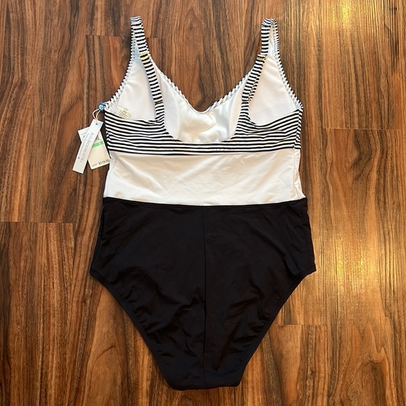 Bleu Rod Beattie Inside The Line One Piece - Picture 8 of 12